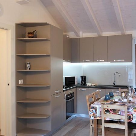Casa Vacanze Loita Apartment Бавено Екстериор снимка