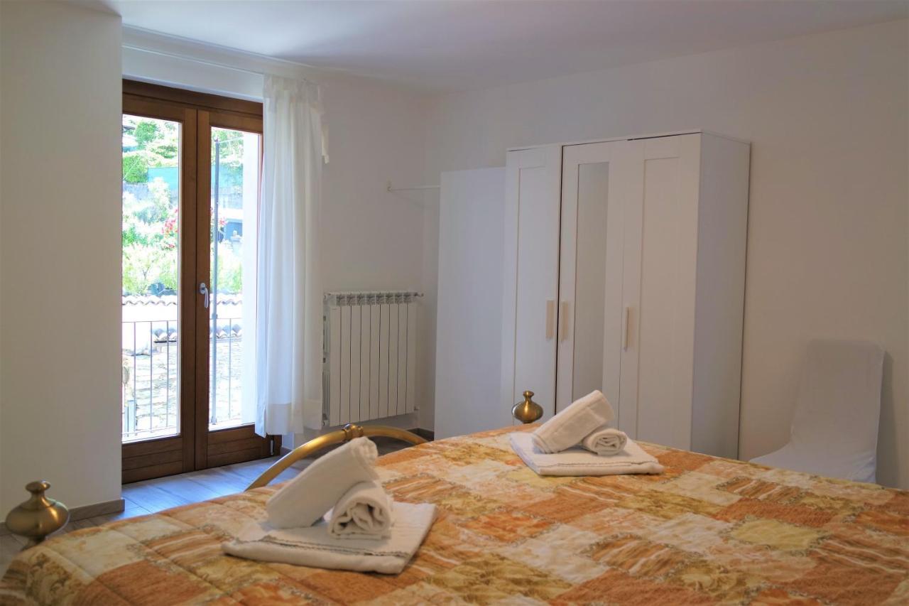 Casa Vacanze Loita Apartment Бавено Екстериор снимка