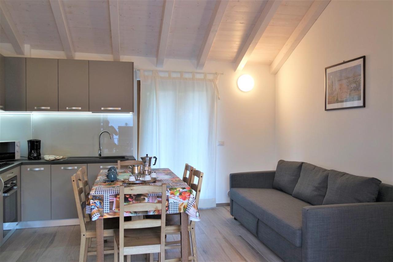 Casa Vacanze Loita Apartment Бавено Екстериор снимка